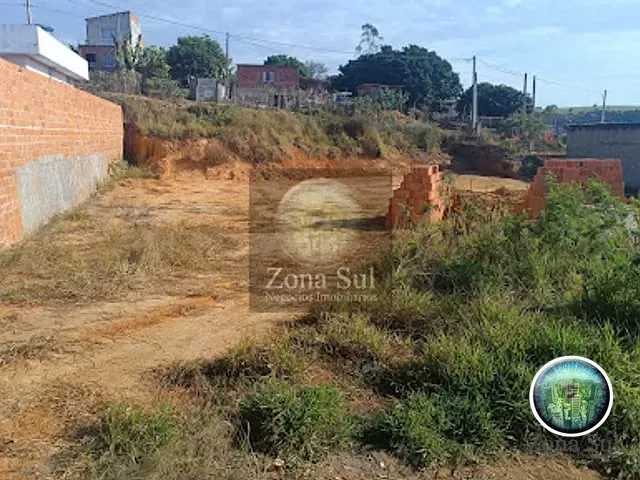 Terreno com 640m², à venda, no bairro Bairro da Ilha em Salto de Pirapora