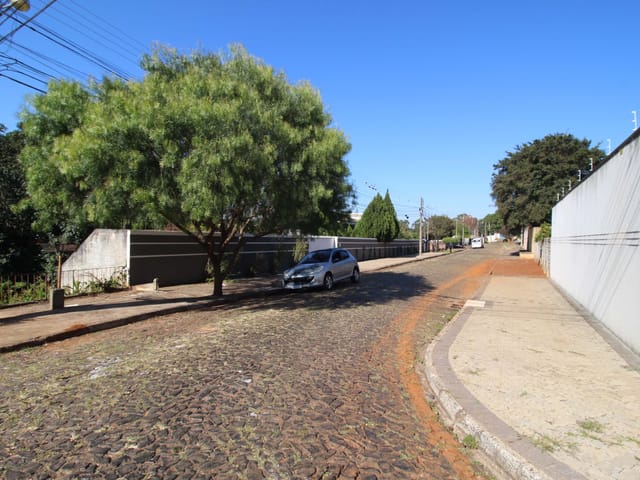Terreno com 213m², à venda, no bairro Estrela em Ponta Grossa