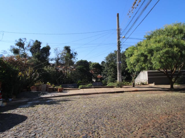 Terreno com 213m², à venda, no bairro Estrela em Ponta Grossa