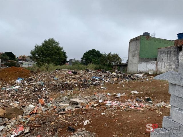 Terreno com 2700m², à venda, no bairro Parada XV de Novembro em São Paulo