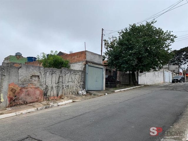 Terreno com 2700m², à venda, no bairro Parada XV de Novembro em São Paulo