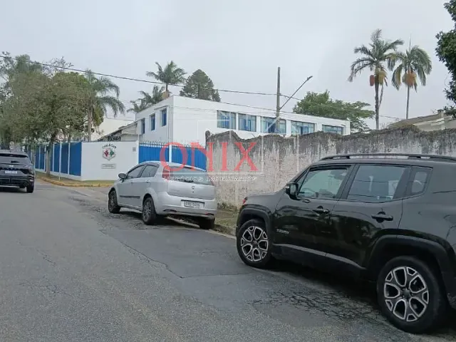 Terreno com 510m², à venda, no bairro Jardim Armênia em Mogi das Cruzes