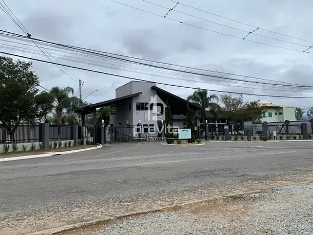 Terreno com 250m², à venda, no bairro Piracangaguá em Taubaté
