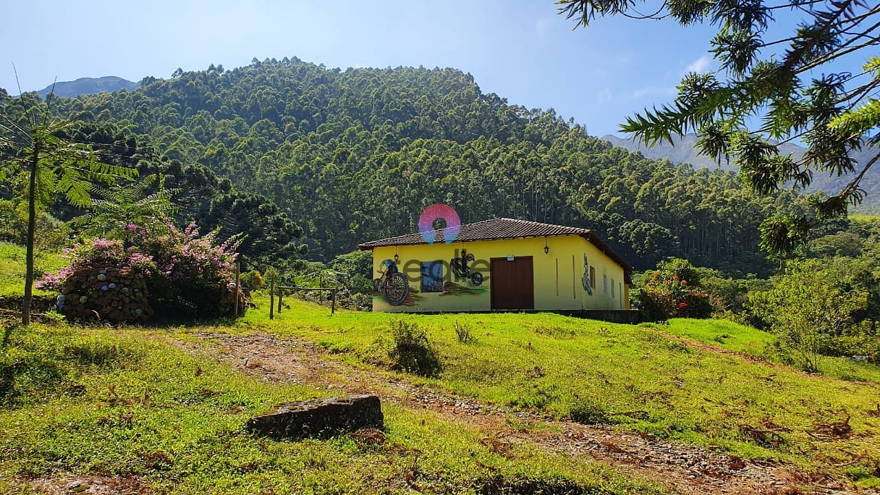 Terreno, 404 hectares - Foto 1