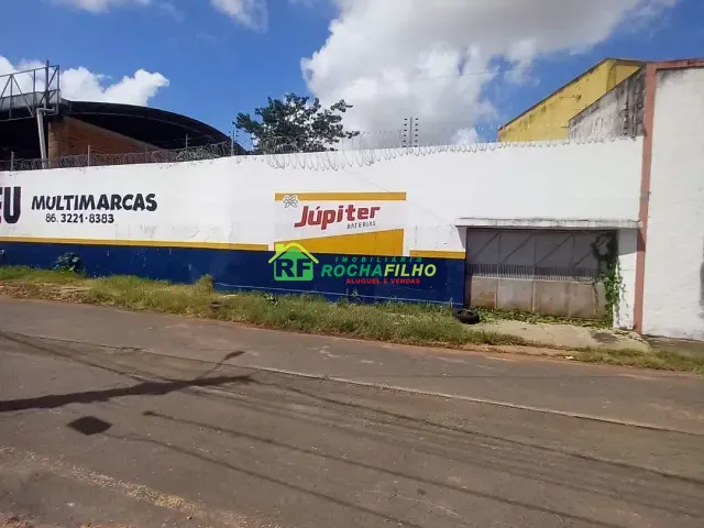 Terreno com 300m², para alugar, no bairro Centro em Teresina