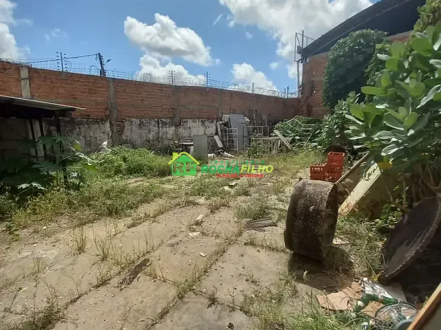Terreno com 300m², para alugar, no bairro Centro em Teresina