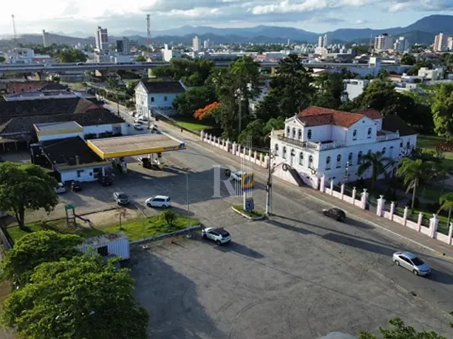 Terreno com 1440m², à venda, no bairro Centro em Tijucas