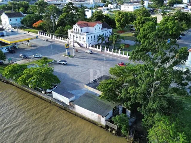 Terreno com 1440m², à venda, no bairro Centro em Tijucas