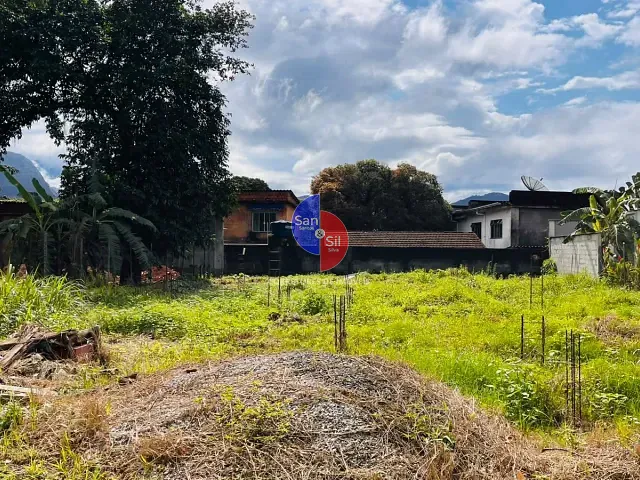 Terreno com 588m², à venda, no bairro Cantagalo em Guapimirim