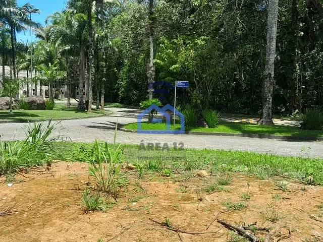 Terreno com 403m², à venda, no bairro Massaguaçu em Caraguatatuba