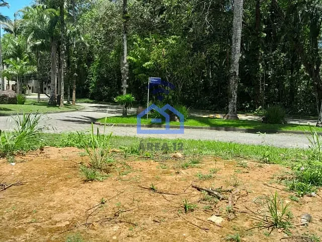 Terreno com 403m², à venda, no bairro Massaguaçu em Caraguatatuba