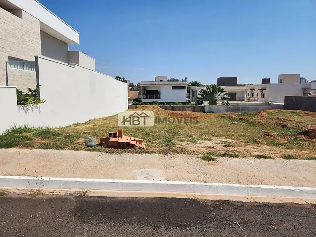 Terreno com 525m², à venda, no bairro Jardim Colonial em Bauru