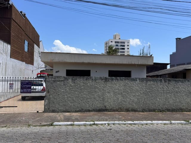 Terreno com 300m², à venda, no bairro Dom Bosco em Itajaí