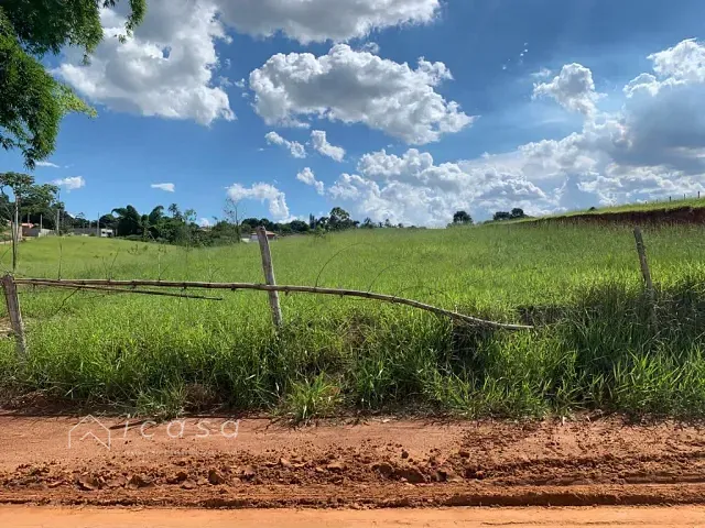 Terreno com 1055m², à venda, no bairro Guamirim em Caçapava