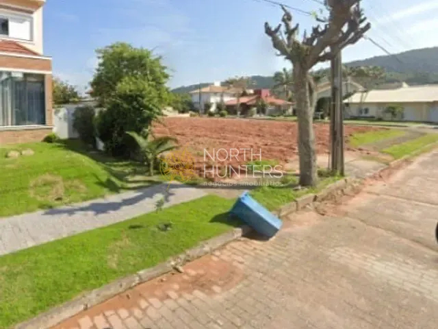Terreno com 450m², à venda, no bairro Jurerê Internacional em Florianópolis