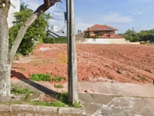 Terreno com 450m², à venda, no bairro Jurerê Internacional em Florianópolis