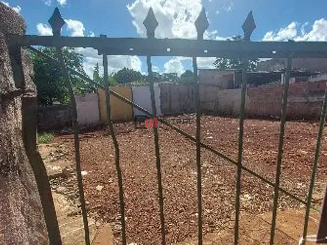 Terreno com 450m², à venda, no bairro Santa Rita 1 em Londrina
