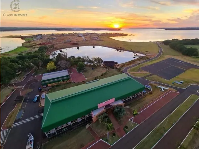 Terreno com 829m², à venda, no bairro Paranagi em Sertaneja
