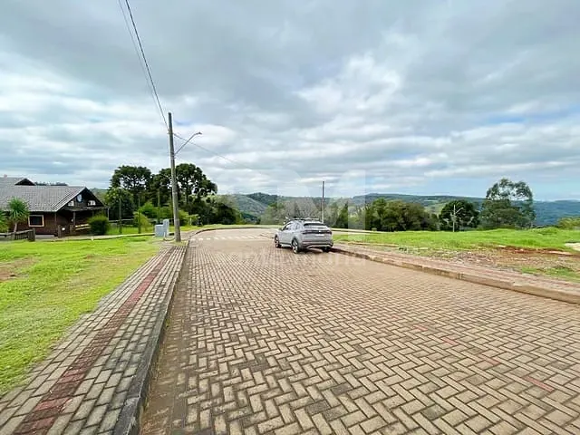 Terreno com 1021m², à venda, no bairro Dom Guilherme em Guatambú