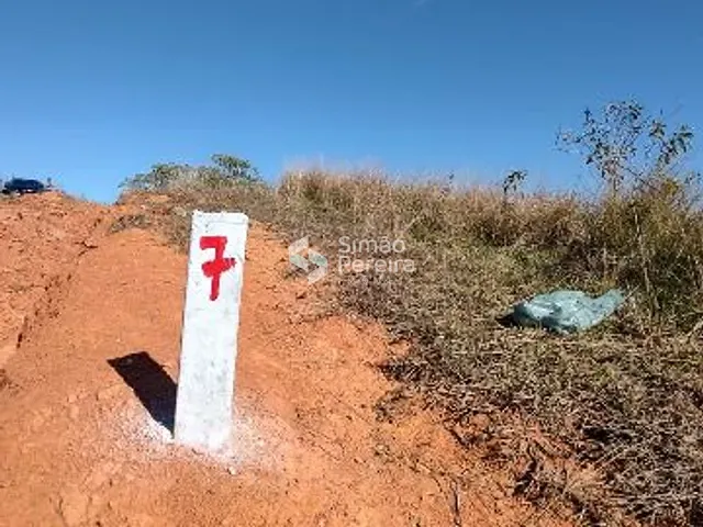Terreno com 220m², à venda, no bairro Vila Paraíso em Três Rios