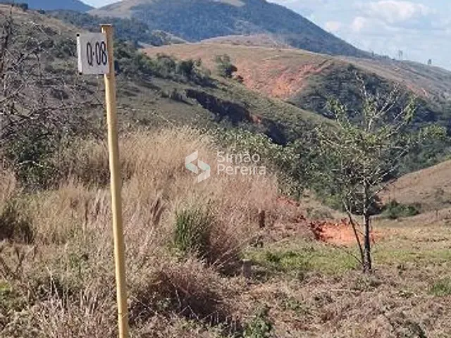 Terreno com 220m², à venda, no bairro Vila Paraíso em Três Rios