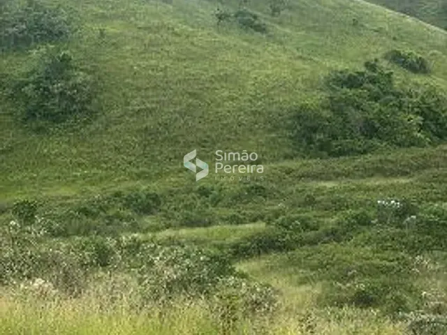 Terreno com 220m², à venda, no bairro Vila Paraíso em Três Rios
