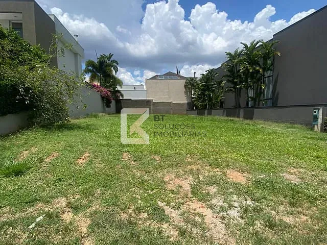 Terreno com 501m², à venda, no bairro Vila Suíça em Indaiatuba