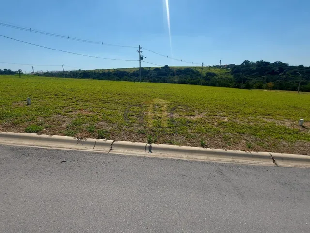 Terreno com 250m², à venda, no bairro Casa Blanca em Salto de Pirapora