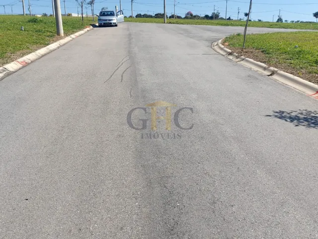 Terreno com 250m², à venda, no bairro Casa Blanca em Salto de Pirapora