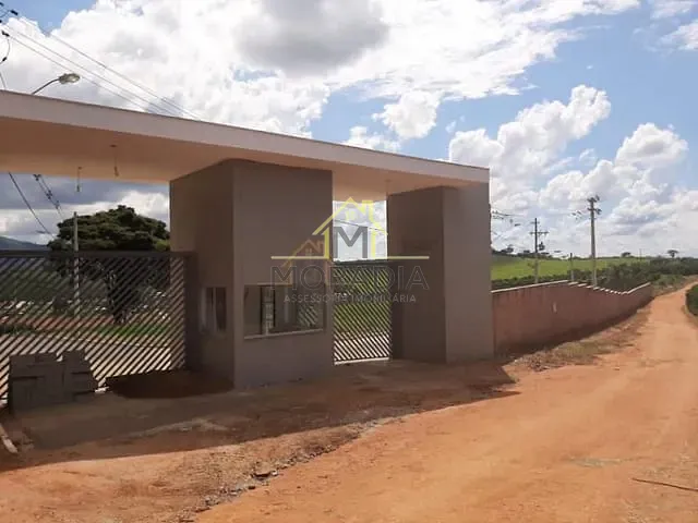 Terreno com 507m², à venda, no bairro Quebra Machado  em Caconde