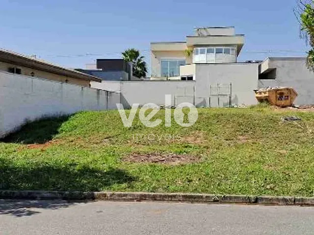 Terreno com 300m², à venda, no bairro Piracangaguá em Taubaté