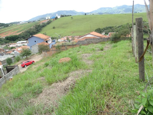 Terreno com 252m², à venda, no bairro Vale Do Sol em Cambuí