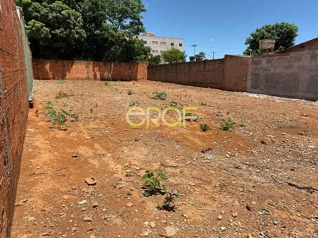 Terreno com 525m², à venda, no bairro Parque Lago em Formosa
