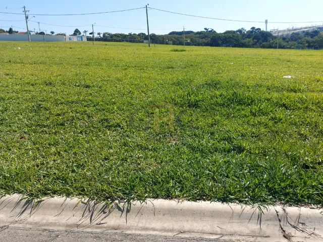 Terreno com 250m², à venda, no bairro Casa Blanca em Salto de Pirapora