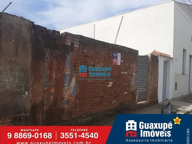 Terreno com 459m², à venda, no bairro Centro em Guaxupé