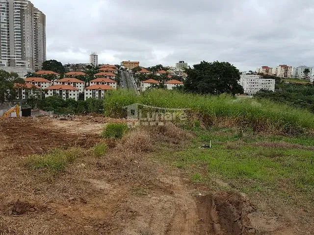 Terreno com 4860m², à venda, no bairro Mogi Moderno em Mogi das Cruzes