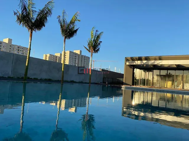 Terreno com 339m², à venda, no bairro Conjunto Habitacional Pindorama em Londrina