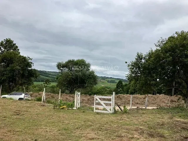 Terreno com 5m², à venda, no bairro Não informado em Lapa