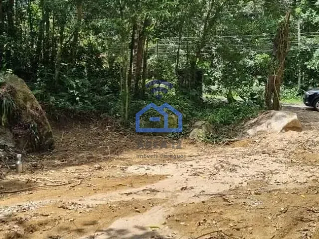 Terreno com 360m², à venda, no bairro Massaguaçu em Caraguatatuba