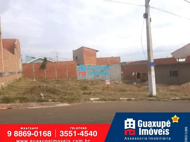 Terreno com 200m², à venda, no bairro Jardim Aeroporto em GUAXUPÉ