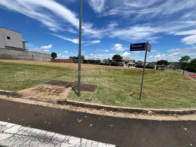 Terreno com 776m², à venda, no bairro Condomínio Tamboré em Jaguariúna