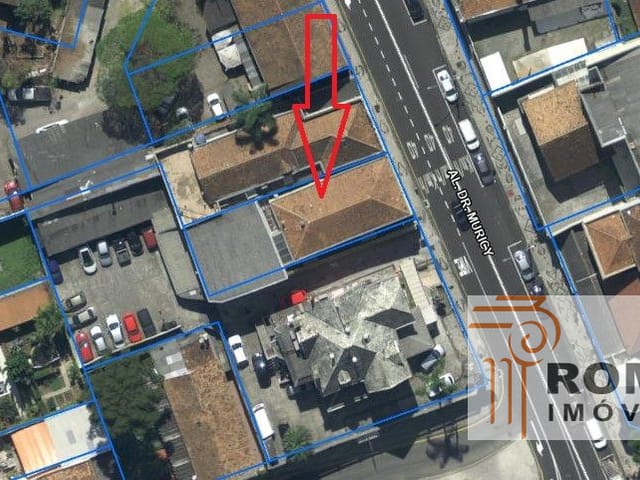 Terreno à venda, no bairro Centro em Curitiba