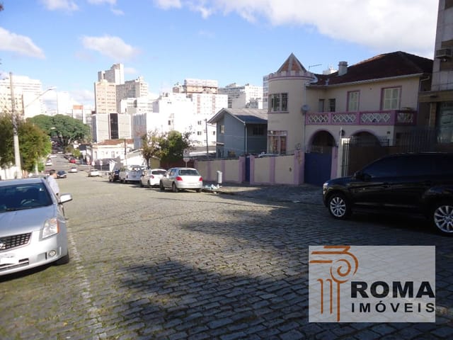 Terreno à venda, no bairro Centro em Curitiba