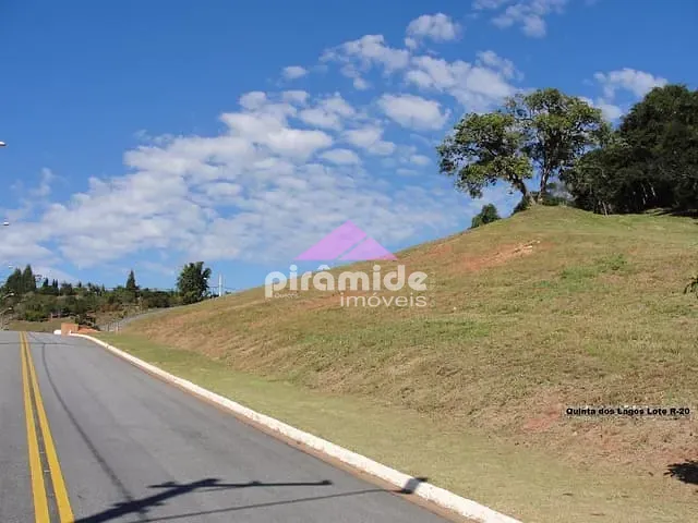 Terreno com 1701m², à venda, no bairro Paraibuna em Paraibuna