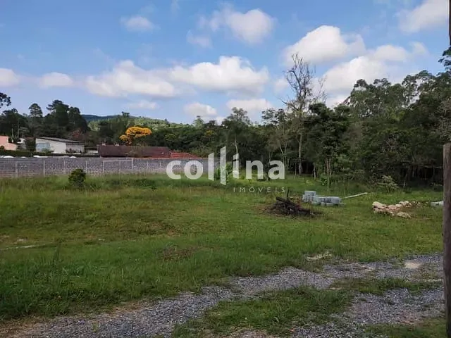 Terreno com 4200m², à venda, no bairro Socoramirim em Ibiúna