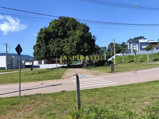 Terreno com 982m², à venda, no bairro Medeiros em Jundiaí