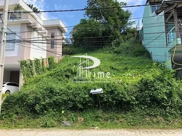 Terreno com 360m², à venda, no bairro Camboinhas em Niterói
