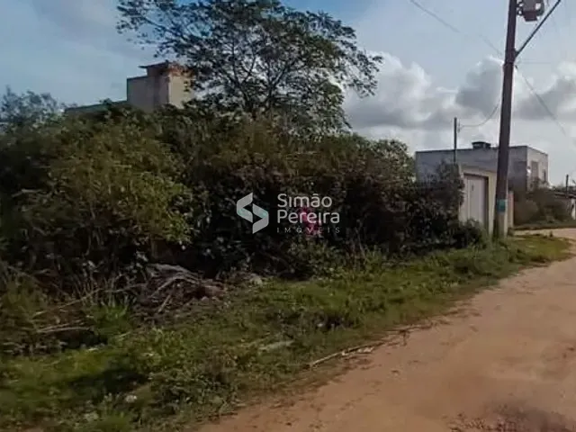 Terreno com 250m², à venda, no bairro Colinas do Peró em Cabo Frio