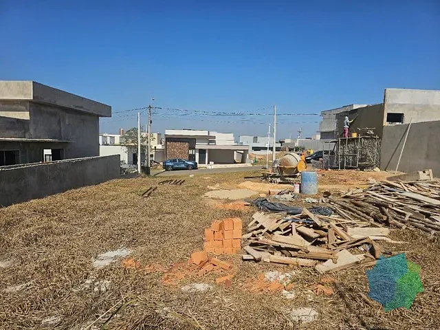 Terreno com 377m², à venda, no bairro Residencial Central Parque em Salto
