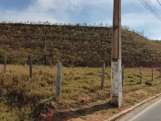 Foto do anúncio: Terreno à Venda em Rebourgeon, Itajubá MG